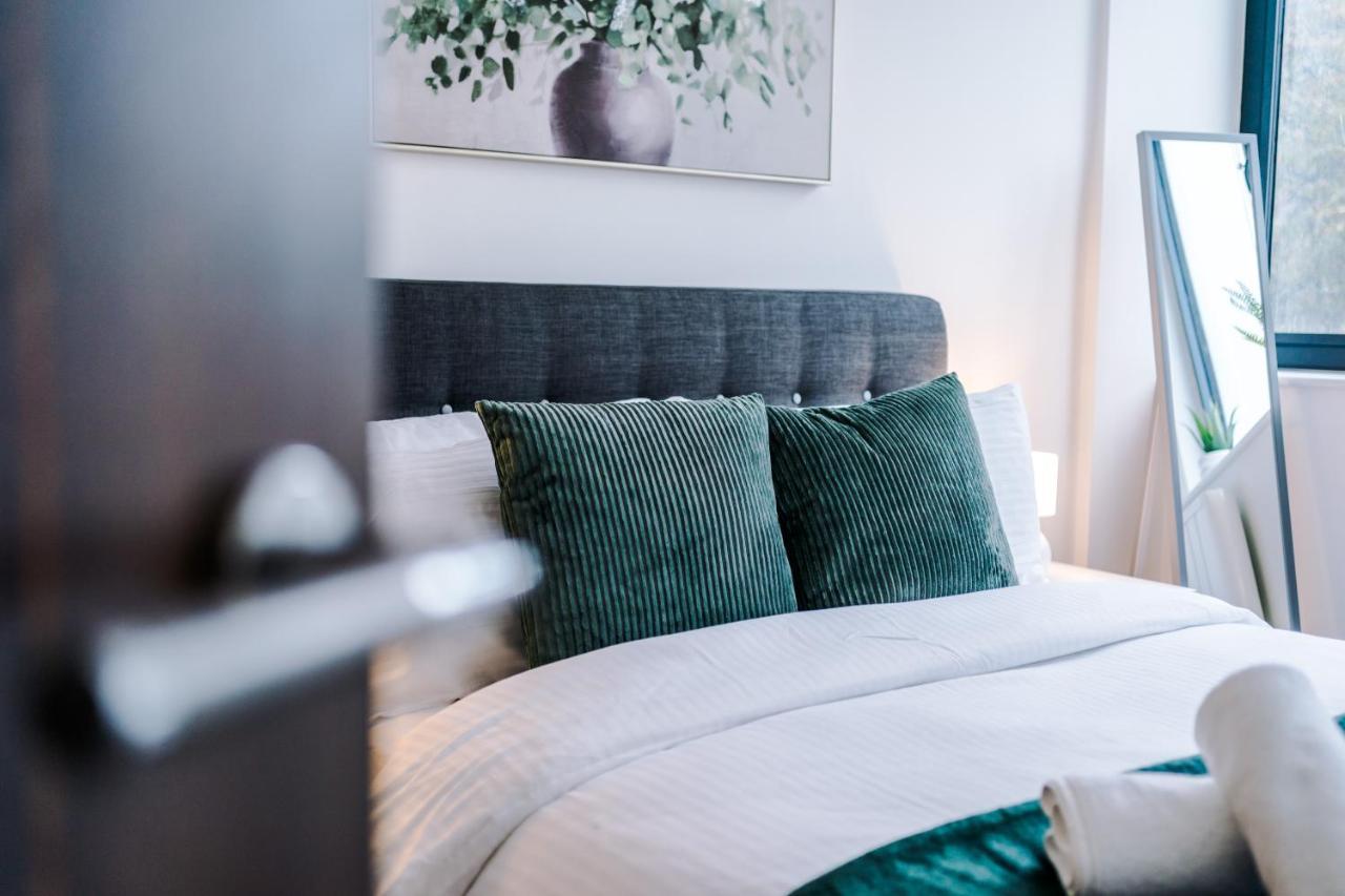 New! Stylish 2-Bed Apartment In Manchester By 53 Degrees Property - Amazing Location, Ideal For Small Groups - Sleeps 4! 외부 사진