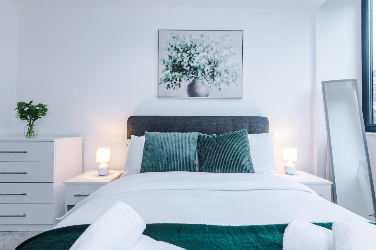 New! Stylish 2-Bed Apartment In Manchester By 53 Degrees Property - Amazing Location, Ideal For Small Groups - Sleeps 4! 외부 사진