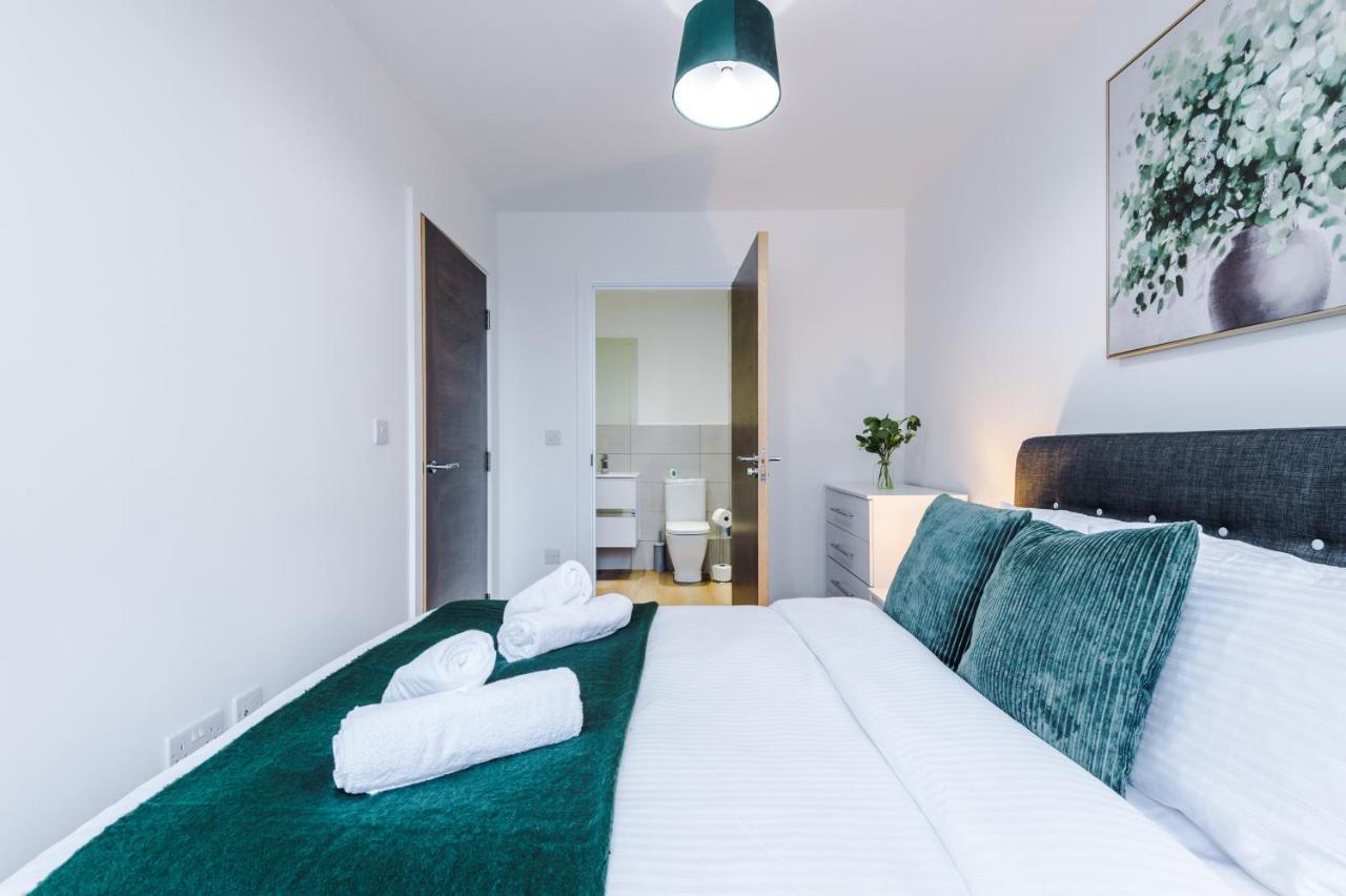 New! Stylish 2-Bed Apartment In Manchester By 53 Degrees Property - Amazing Location, Ideal For Small Groups - Sleeps 4! 외부 사진